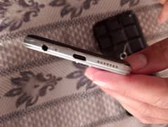 Infinix hot 12