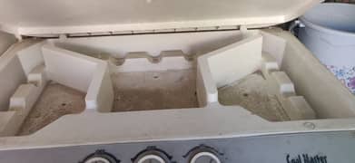 AC cooler carry cac-9999 model, only 2 month used.