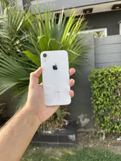 Iphone xr 64gb pta approved
