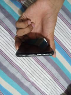 XS