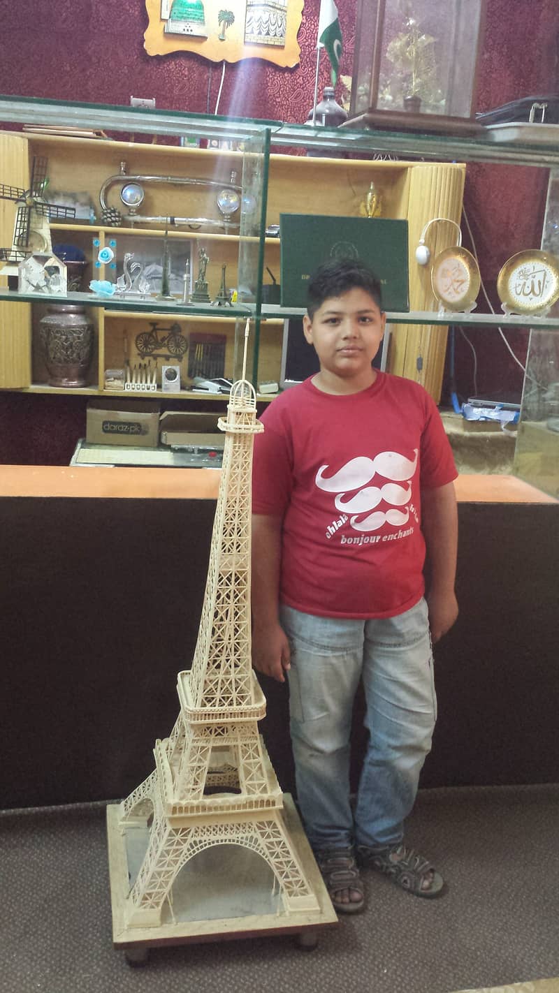 Handmade Matchstick Eiffel Tower – Detailed Scale Model, Unique Art 1