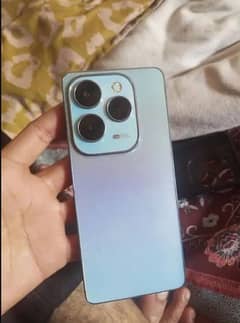 Infinix Hot 40 pro 16gb 256gb
