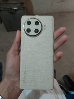 TECNO SPARK 20 PRO PLUS