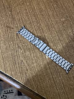 Smart watch chain strap.   Watch not included.