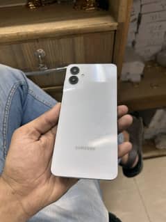Samsung A06