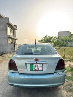 Toyota platz 2006