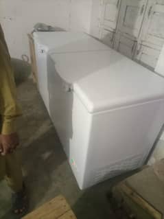 Freezer (just one month used)