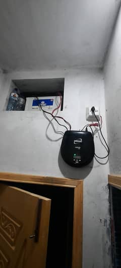 very neat and good condition ups and battery for sale just 1year lused