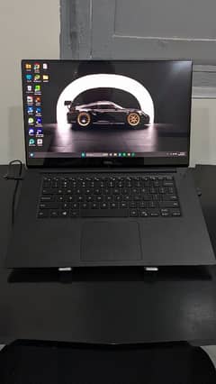 Laptop Dell precision 5330 4K touch with 4GB Card