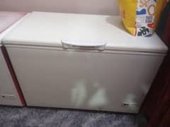 Haire freezer signal door