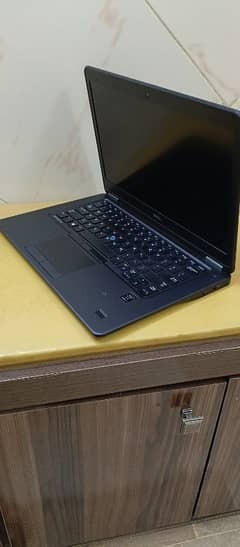 Dell latitude E7450