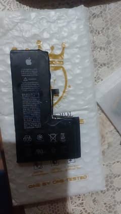 i phone xs battery 87%