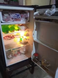 Haier Mini Fridge HR 135B