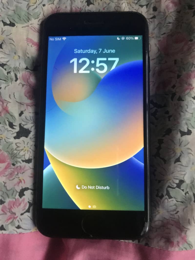 iPhone 8 64GB JV Non-PTA | Smooth Performance | Gaming OK 0