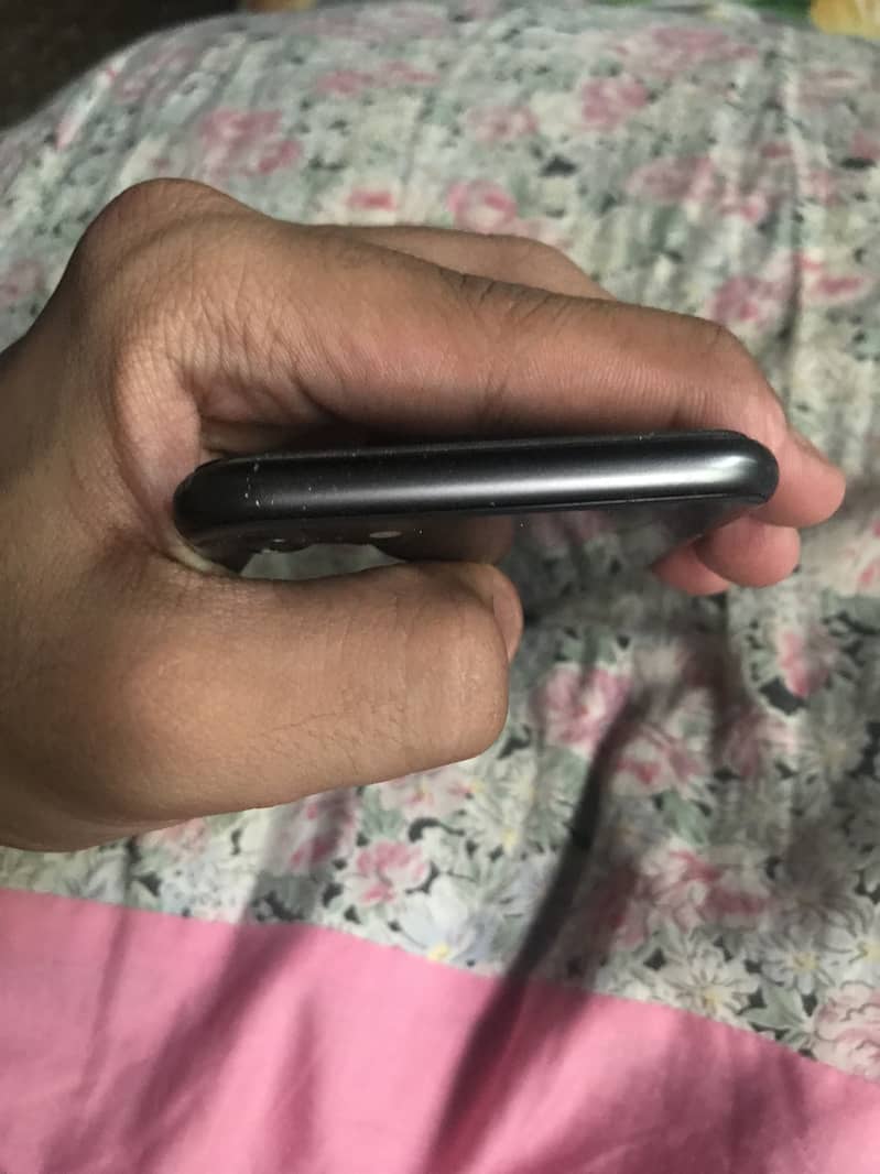 iPhone 8 64GB JV Non-PTA | Smooth Performance | Gaming OK 3