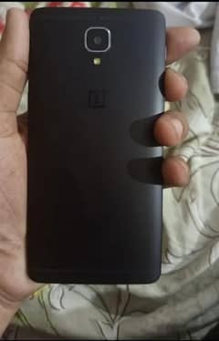 one plus 3t for sale and exchange possible