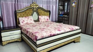 Pure Chipwood bed set
