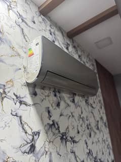 Gree inverter 1.5 ton