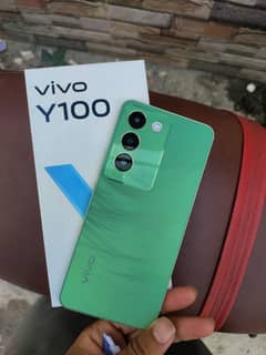 vivo Y100