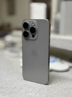 iPhone 15 pro 256gb lla