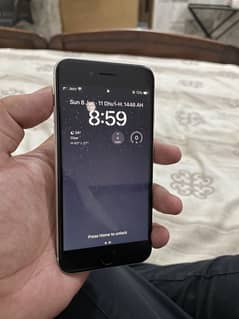 iPhone se 2020, Dual Sim PTA approved. 128GB storage.