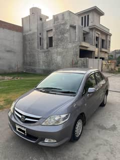 Honda city Automatic 2006 in excellent condition