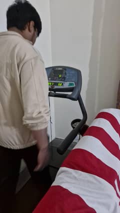 Cybex USA Tradmill