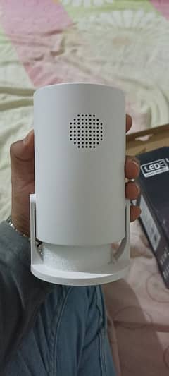 projector yk200