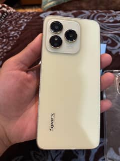 SPARX ULTRA 8 PRO GOLDEN CLOUR ONLY 10 DAYS USED 10 BY 10 CONDITION