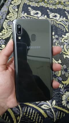 samsung A20