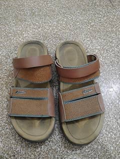 sandal plus slippers good condition hai