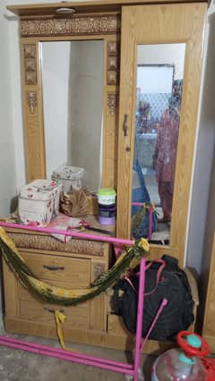 dressing tabel used