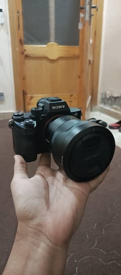 Sony A7s II | 9/10 condition | With Box | With Lens