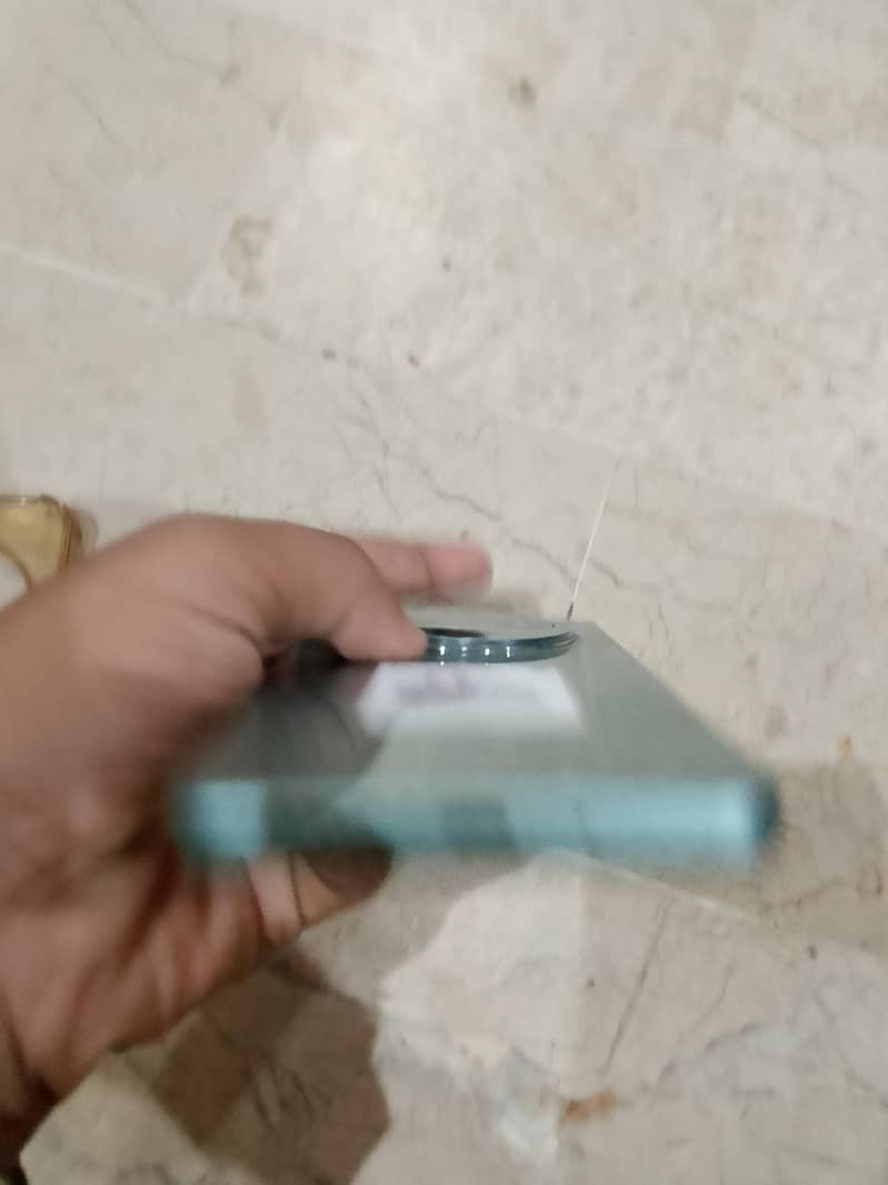 POCO c75 12GB RAM 256 GB memory 10/10 condition 1