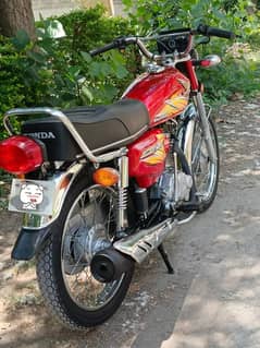Honda 125 2021 model original condition 03=27=42=29=165