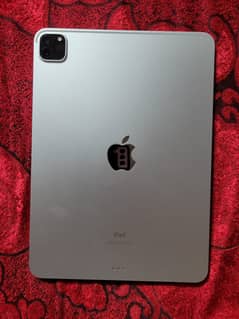 Apple ipad Pro M1 Chip. . .
