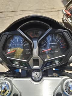 totally new condition Suzuki 125gsx.
