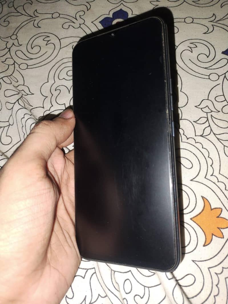 Techno spark 8c 0
