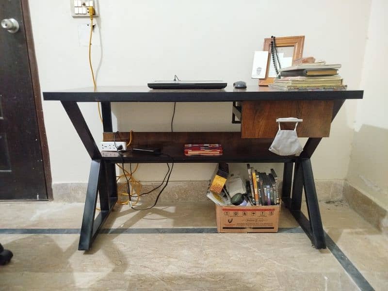 Sturdy Computer Table – Iron Frame & Wooden Top with Drawer 2