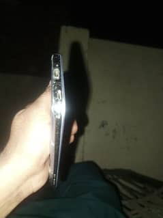 Aquos R 2