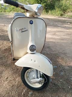Vespa Sprint 1970 totally restored