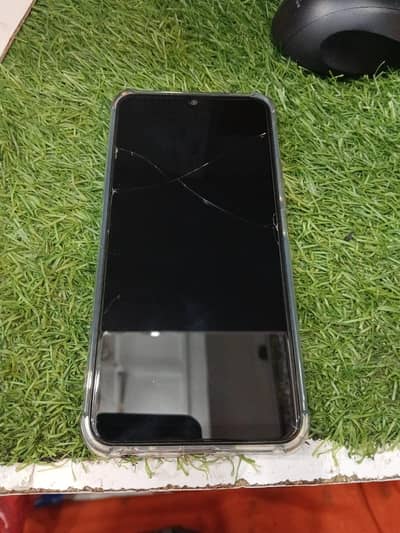 AWESOME MOBILE VEVO Y17 10/6 CONDITION  GAMING PHONE