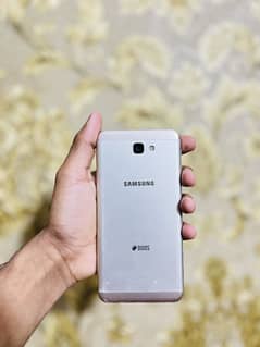 Samsung j7