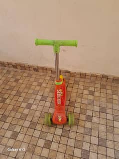 Kids scooty