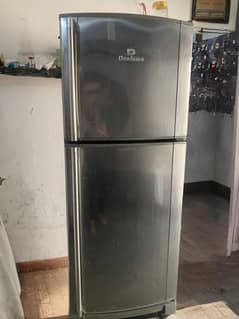 Dawlence fridge Medium size