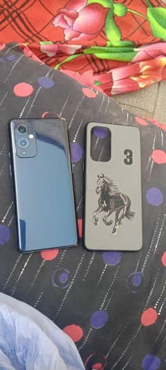 OnePlus plus 9 5g 8/128 approved 03444811946 seld