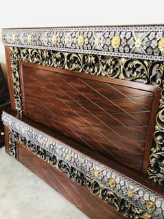 Bed with dressing and side tables