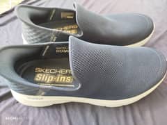 Skechers