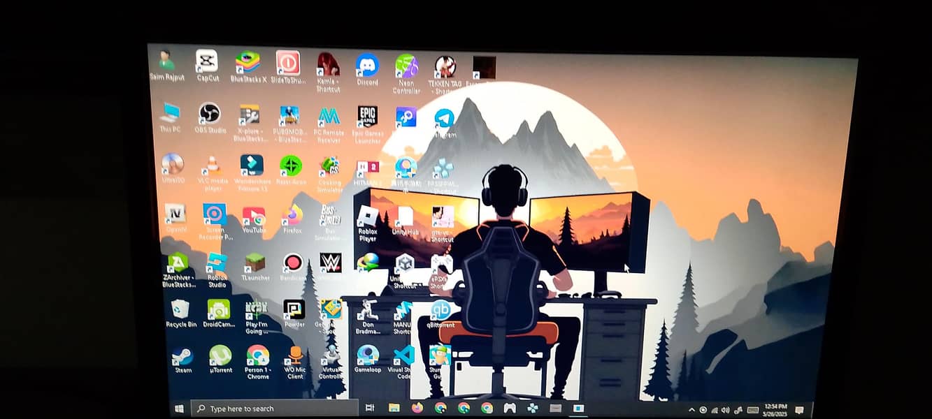 GAMING PC WITH FULL SETUP WITH MONITOR 19 INCHES AND RGB KEYBOARD ETC 1