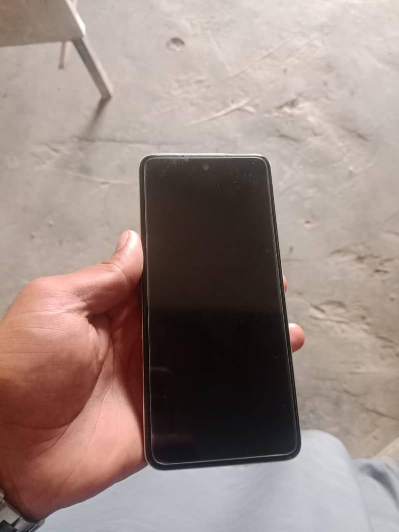 Tecno spark 20 10/9 condition 8/256 memory full box with charger 1